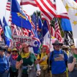 Европын 2500 гаруй хотын иргэд Трампыг эсэргүүцэж жагсчээ