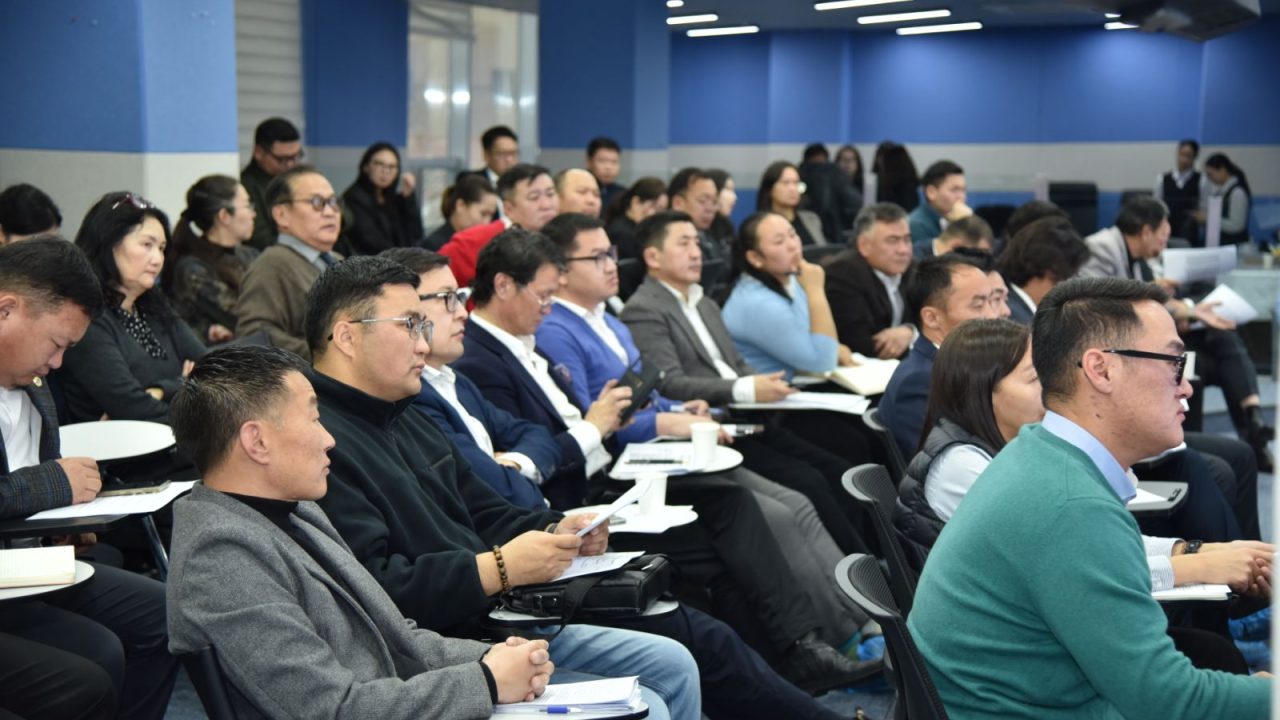 Улстөрийн намууд ондоо багтааж дүрмээ өөрчилж, Улсын дээд шүүхэд 30 хоногт багтаан бүртгүүлнэ