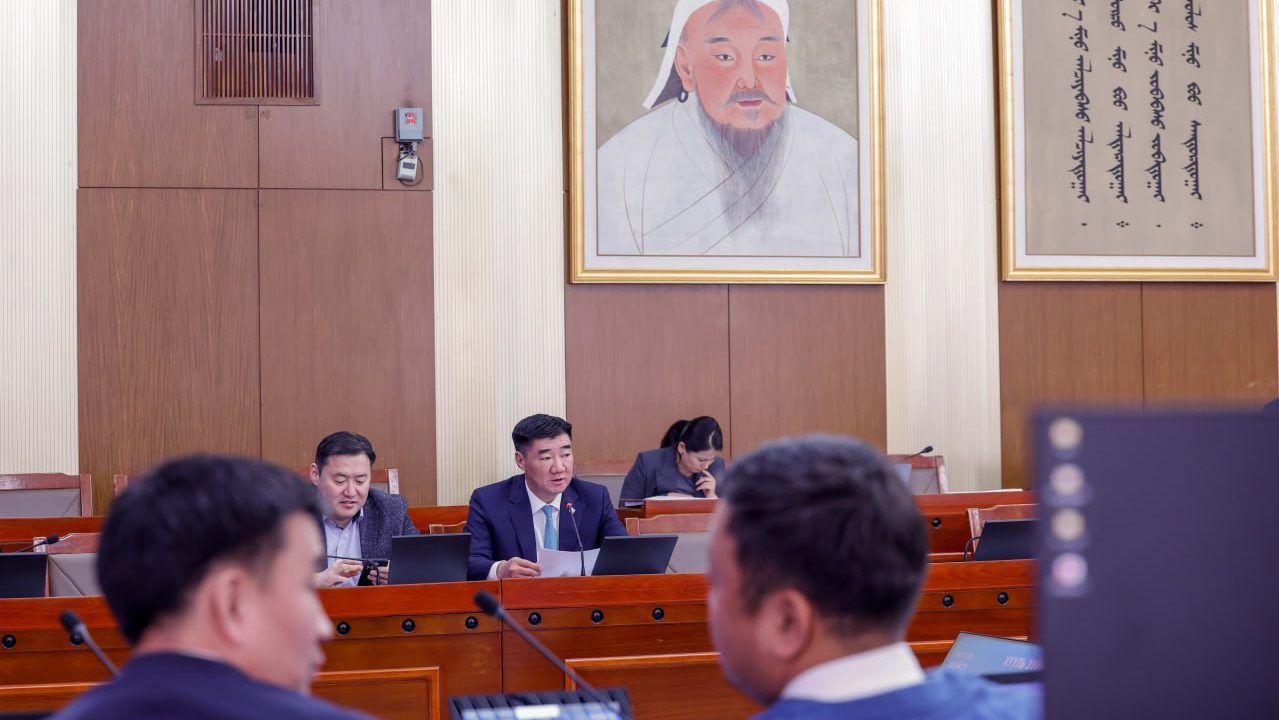 Гэр бүлээс гадуурх харилцаанаас гэрлэлт цуцлах тохиолдолд буруутай гэрлэгчээс сэтгэл санааны хохирол нэхэмжлэх эрхтэй