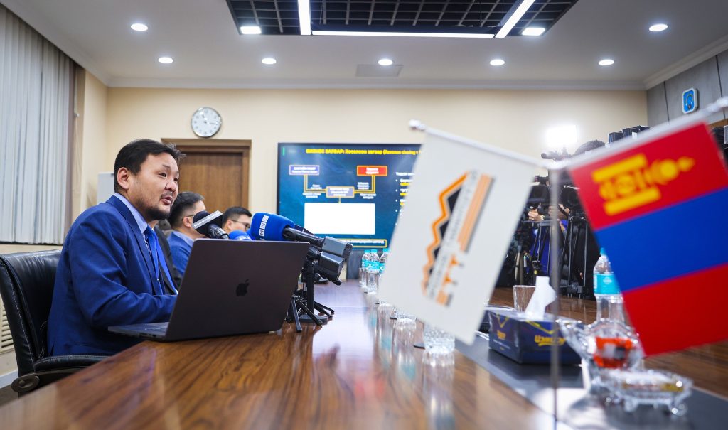 Бортээгийн хэсгийн тусгай зөвшөөрлийг шилжүүлэхгүйгээр олборлолт, боловсруулалт, борлуулалт, тээвэрлэлт хийлгэнэ