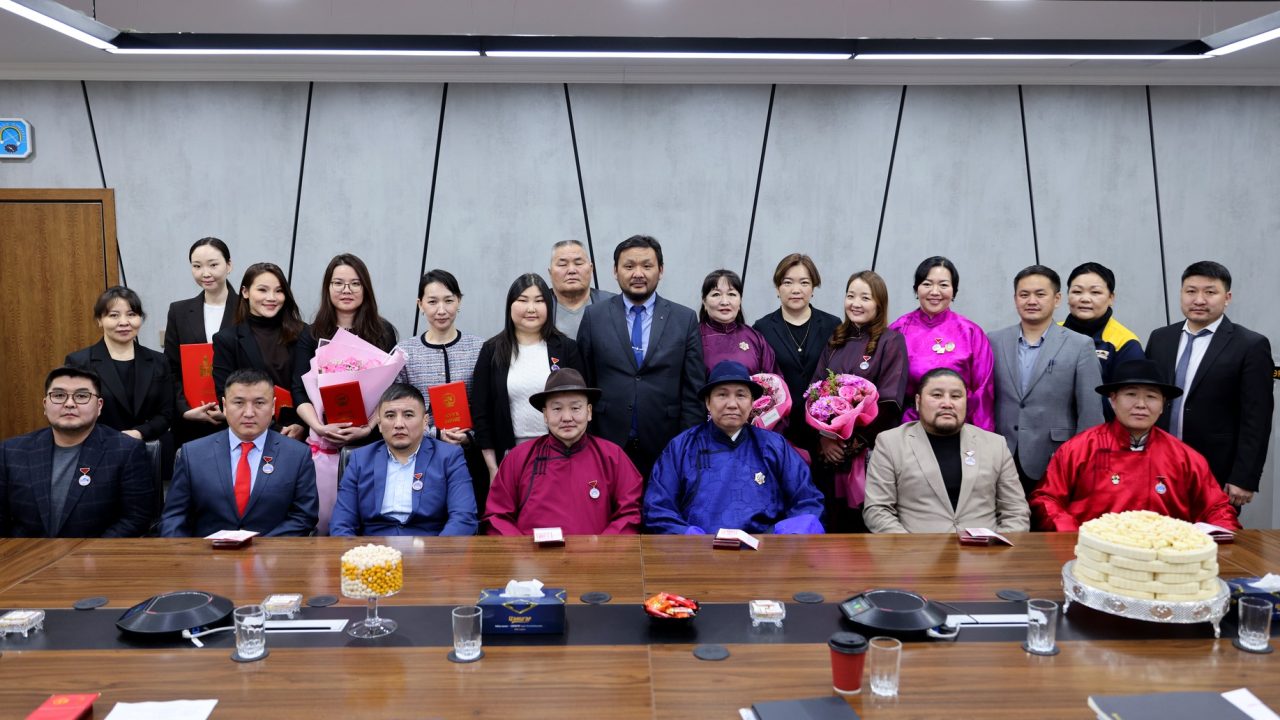 ЭТТ: Төрийн дээд шагнал, Засгийн газрын шагнал гардуулав