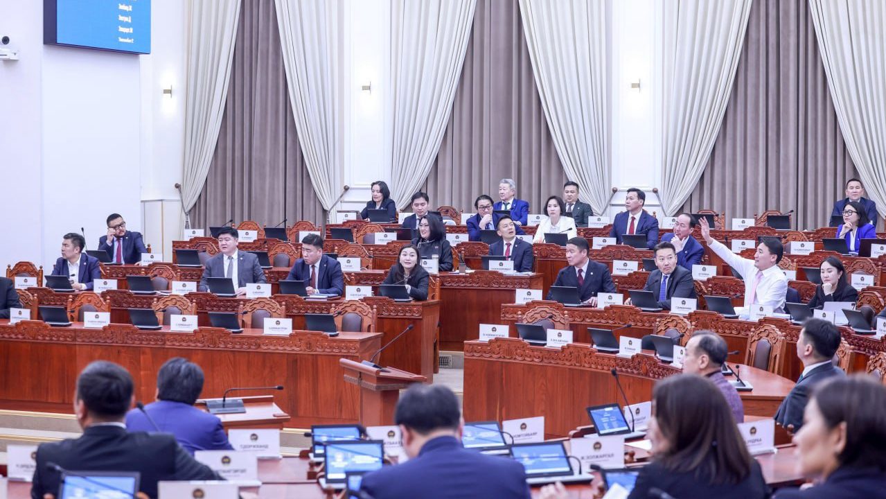 Засгийн газрын үйл ажиллагааны үнэлгээ УИХ-ын гишүүдэд таалагдсангүй