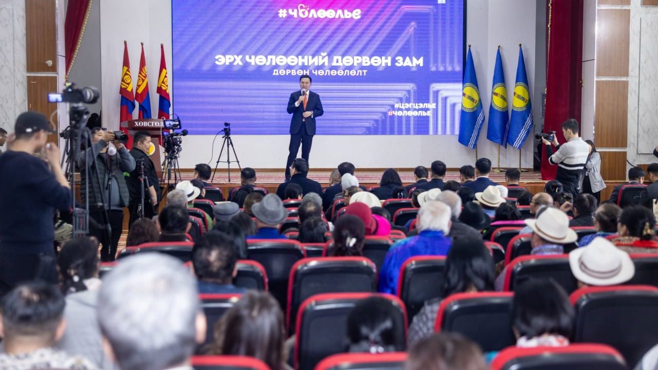 Н.Учрал хөдөө аж ахуйн 367 барааг тухайн бүсэд татваргүй экспортлох боломжтой болсныг хойд бүсийнхэнд дуулгалаа