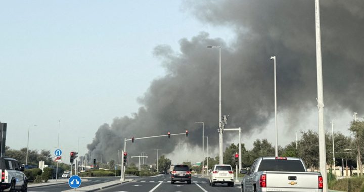 Иран хөрш орныхоо нисэх буудал, далайн боомтуудад цохилт өгчээ