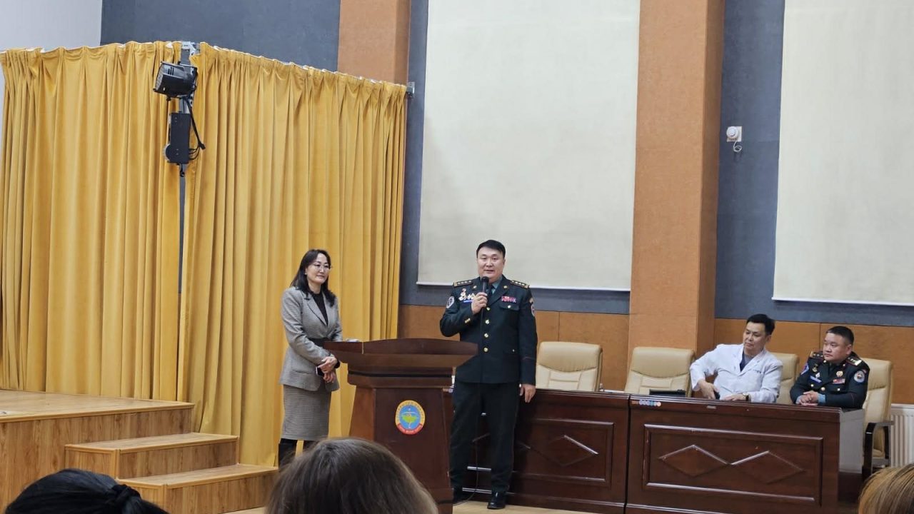 БНХАУ: Агаар сансрын салбарын удирдах албан тушаалтан авлигын хэрэгт буруутгагдан цаазаар авах ял сонслоо