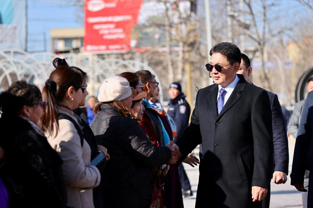 Баруун бүсэд хөдөө аж ахуйн эрдэм шинжилгээний хүрээлэн байгуулахад дэмжлэг үзүүлэхийг Ерөнхийлөгчөөс хүслээ