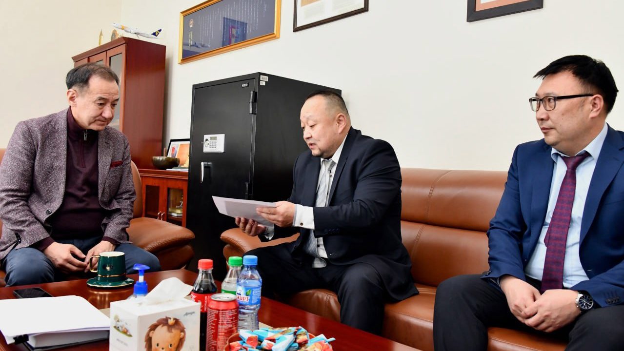 Шүүхийн сахилгын хороо 49 шүүгчид хариуцлага тооцжээ