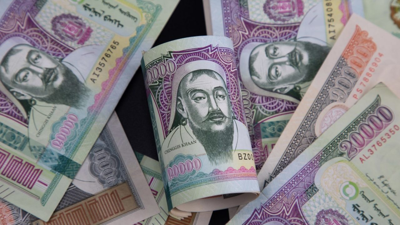 НӨАТ: Дөрвөн супер азтан тодорч 5-30 сая төгрөгийн эзэн боллоо