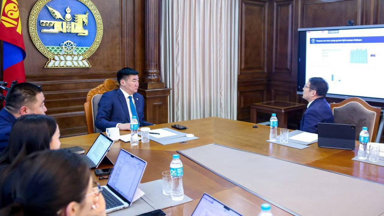 УИХ-ын дарга С.Бямбацогт Монголбанкны Ерөнхийлөгчөөс эдийн засгийн нөхцөл байдлын хариу арга хэмжээний талаар лавлалаа