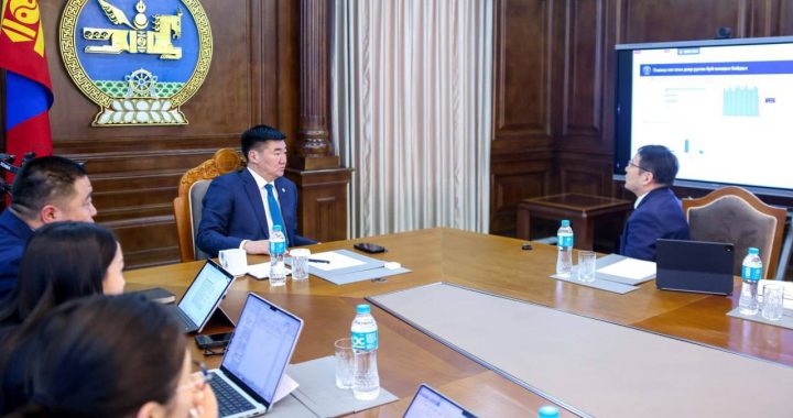 УИХ-ын дарга С.Бямбацогт Монголбанкны Ерөнхийлөгчөөс эдийн засгийн нөхцөл байдлын хариу арга хэмжээний талаар лавлалаа