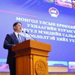 Эрүүл мэндийн салбарын ажилтнуудын цалинг 75 хувь нэмэх бөгөөд өнөөдрийн байдлаар 30 хувь нэмэгдээд байна.