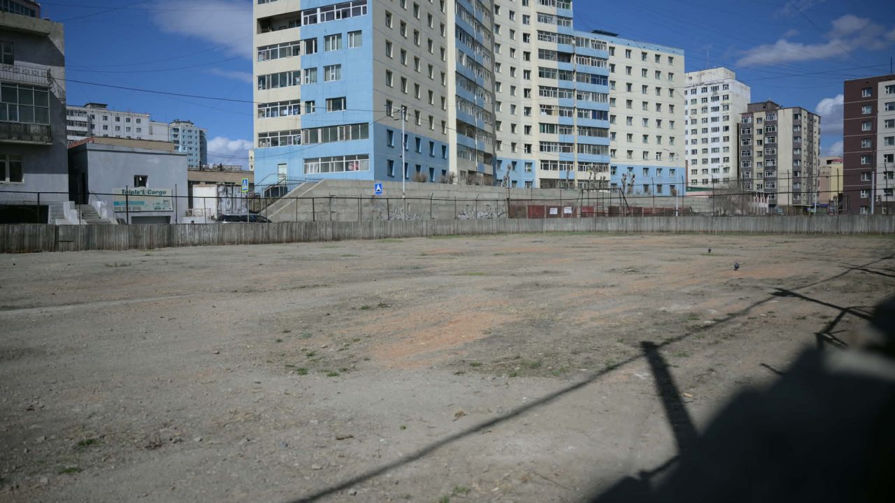 Х.Нямбаатар: IV хорооллын мөсөн гулгуурын талбайн газар эзэмшигчтэй хэлцэл хийж, нийтэд зориулсан тохижилт хийнэ