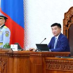 С.Бямбацогт: 1.3 сая татвар төлөгчийн жил бүр татварт өгдөг байсан 2 сая төгрөгийг өөрт нь үлдээж, өрхийн амьжиргаандаа зарцуулах боломжийг олголоо.