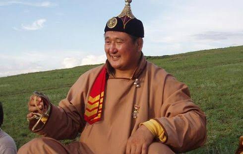 Энэ наадмын нэгэн тод өнгө Дархан аваргын эргэн ирэлт байх болно