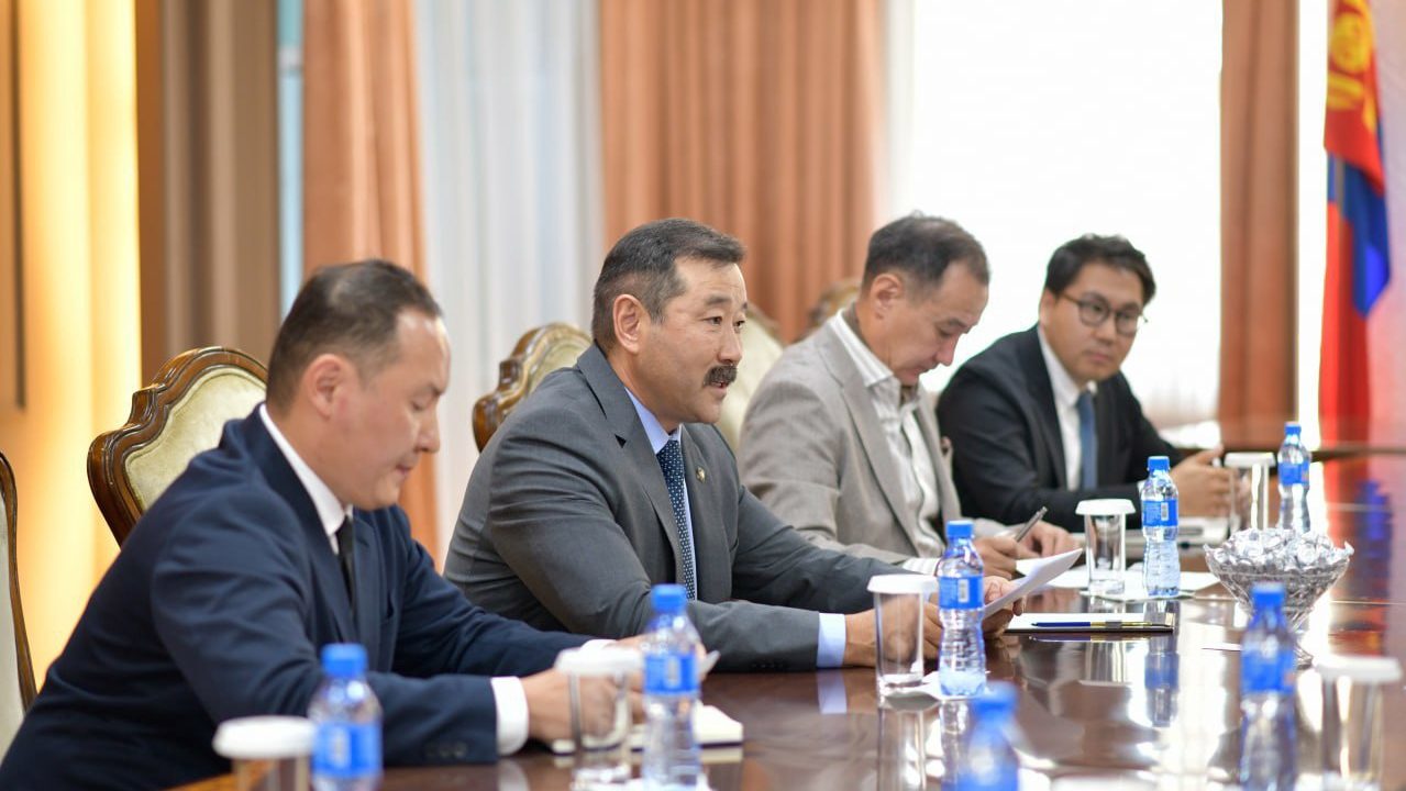 УИХ-ын дэд дарга Ж.Бат-Эрдэнэ Европын Парламентын гишүүн Ондрей Достал тэргүүтэй төлөөлөгчдийг хүлээн авч уулзав