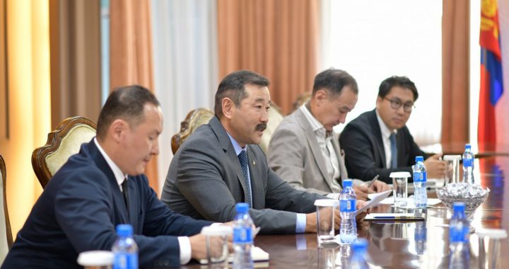 УИХ-ын дэд дарга Ж.Бат-Эрдэнэ Европын Парламентын гишүүн Ондрей Достал тэргүүтэй төлөөлөгчдийг хүлээн авч уулзав