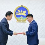 Монгол Улсын 2027 оны төсвийн тухай хуулийн төслүүд болон нэгдсэн төсвийн 2027 оны төсвийн хүрээний мэдэгдэлд өөрчлөлт оруулах тухай хуулийн төслийг өргөн мэдүүлэв